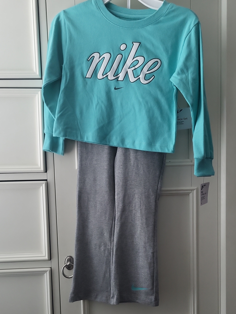 Nike Aqua Blue Cropped shirt with Gray Flare Bottom Lounge Pants - 4 NWT